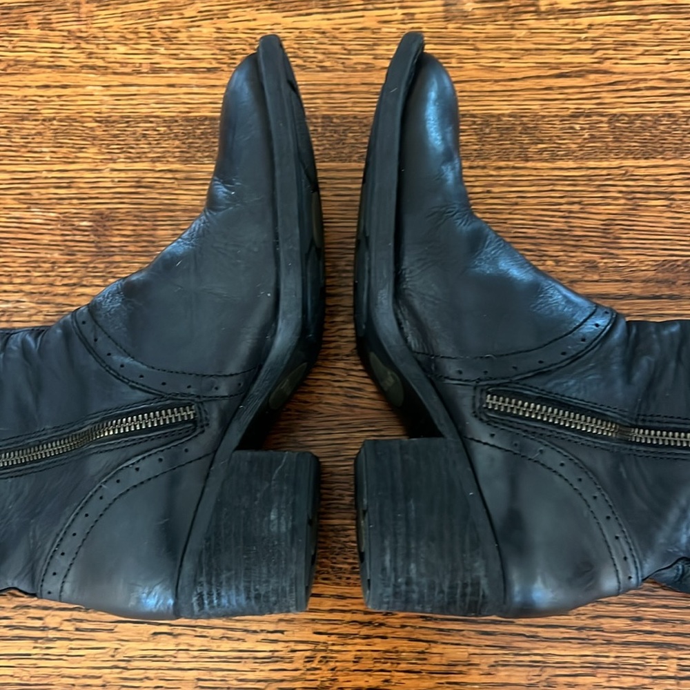 Born Riding Boot Black Size 7.5 + 2” Heels - Picture 5 of 15
